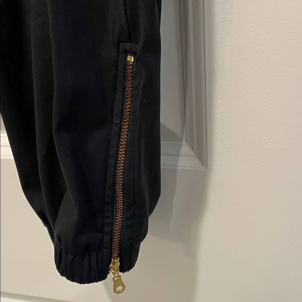 ZYIA Black Peak Zipper Joggers (26") - Picture 2 of 4